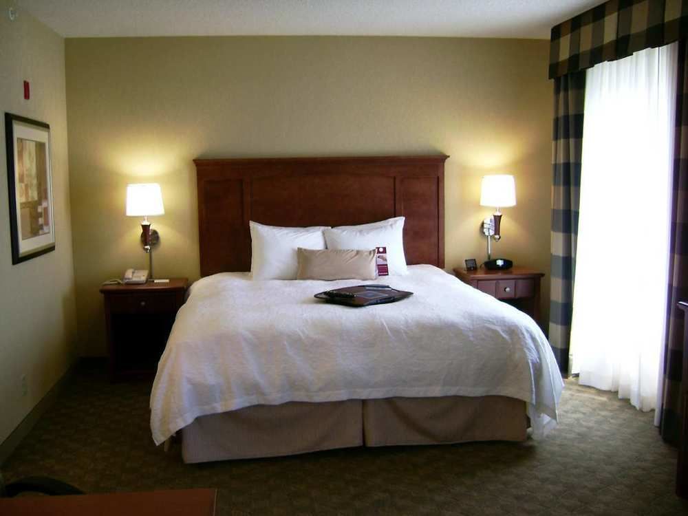 Hampton Inn & Suites Бей-Сити Экстерьер фото